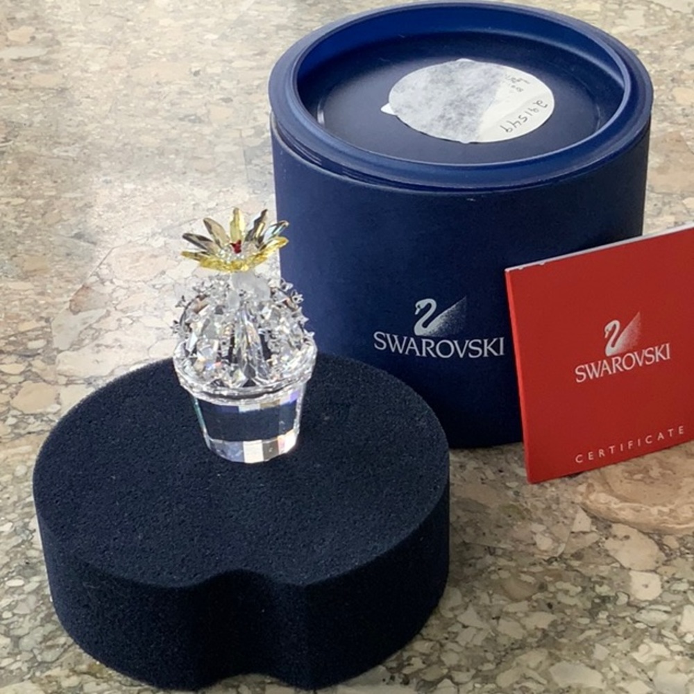 Swarovski Flowering Catus